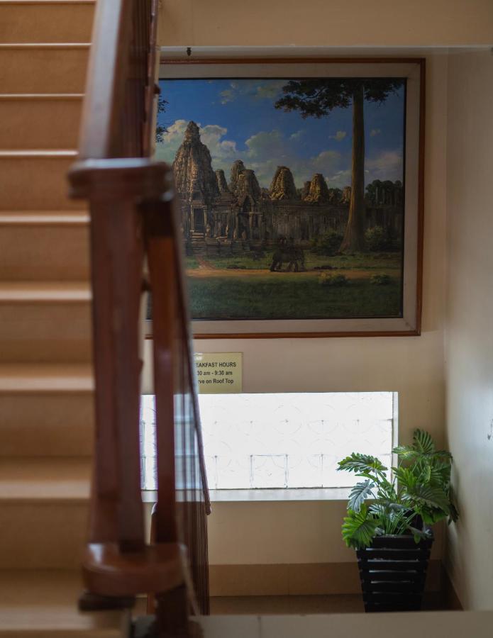 Siem Reap Riverside Hotel Exterior photo