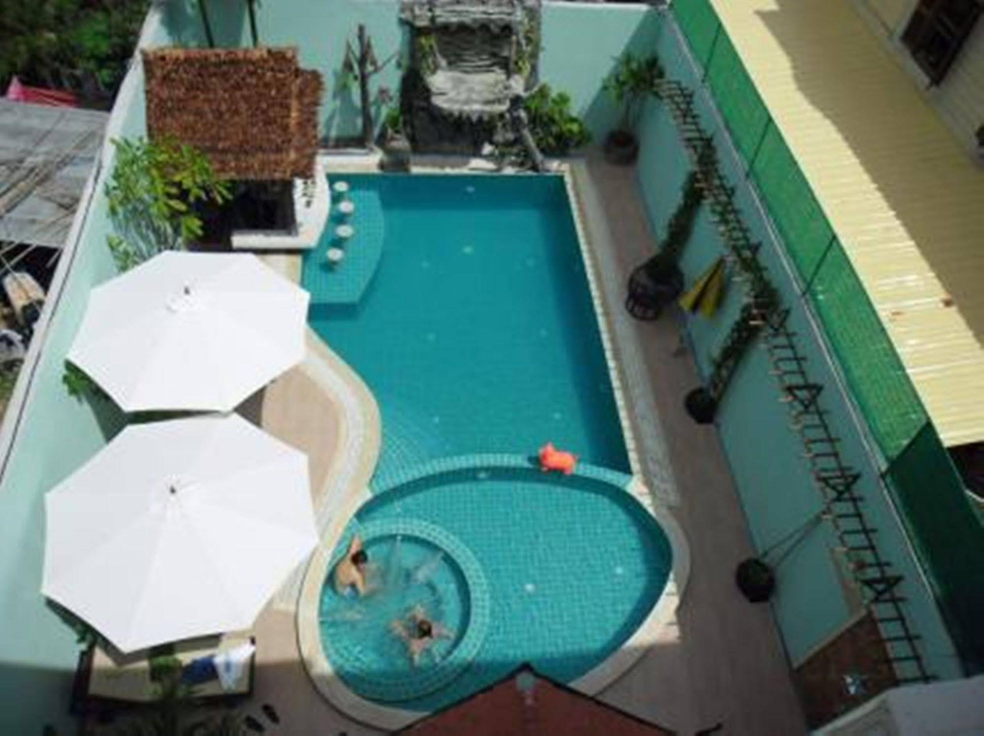 Siem Reap Riverside Hotel Exterior photo